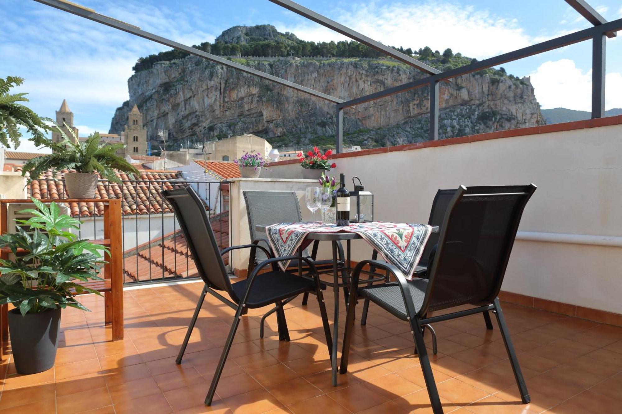 Terrazza Del Cortile - By Vacation Service Cefalù Exterior foto